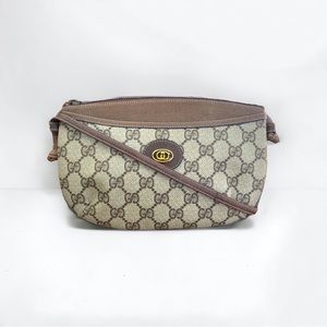 ** SOLD ** Gucci 80’s Vintage Pochette shoulder bag